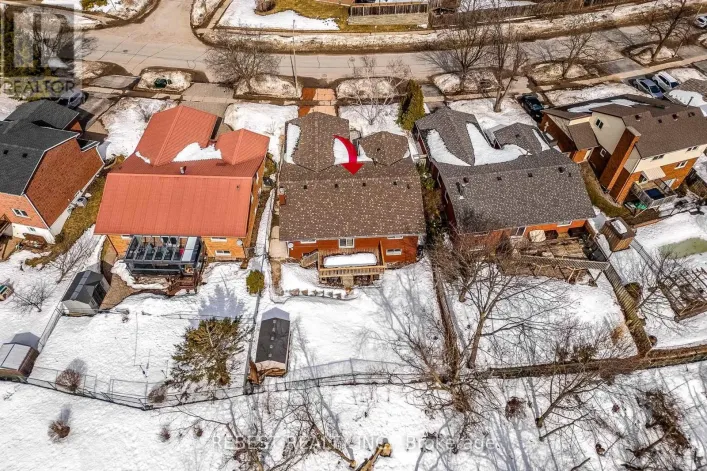 MAIN FLOOR - 92 LILLIAN CRESCENT, Barrie