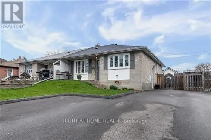 MAIN FLOOR - 94 EMPEROR STREET, Ajax