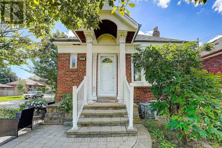 MAIN FLOOR ONLY - 441 RIMILTON AVENUE, Toronto