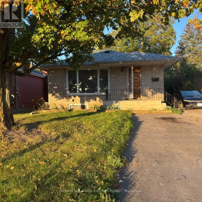 MAIN FLOOR UNIT - 893 FORD STREET, Peterborough