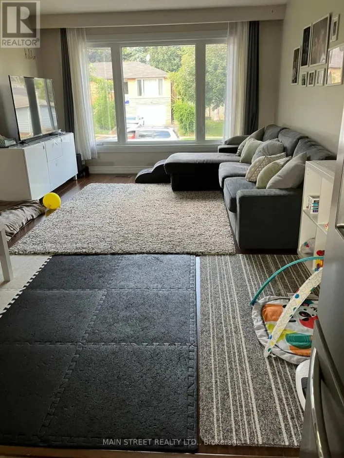 MAIN FLR - 88 KULPIN AVENUE, Bradford West Gwillimbury