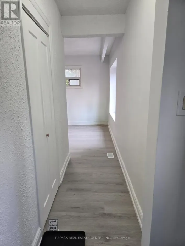 MAIN LEVEL - 176 BEECHGROVE DRIVE, Toronto