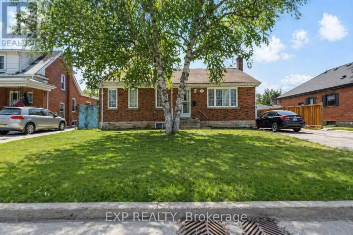 MAIN LEVEL - 32A GUEST STREET, Brampton