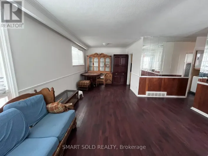 MAIN LEVEL - 58 EMMELINE CRESCENT, Toronto