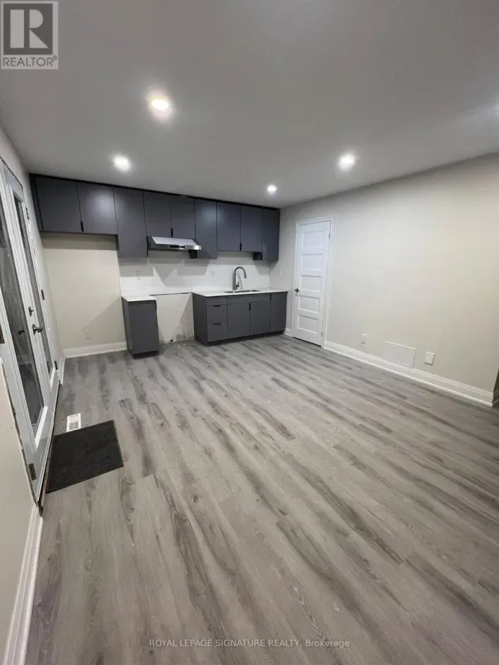 MAIN LEVEL - 58 SATCHELL BOULEVARD, Toronto