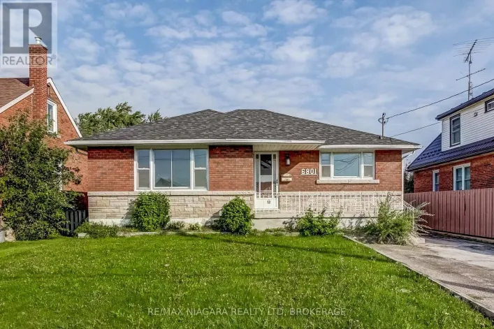 MAIN LEVEL - 6801 DUNN STREET, Niagara Falls