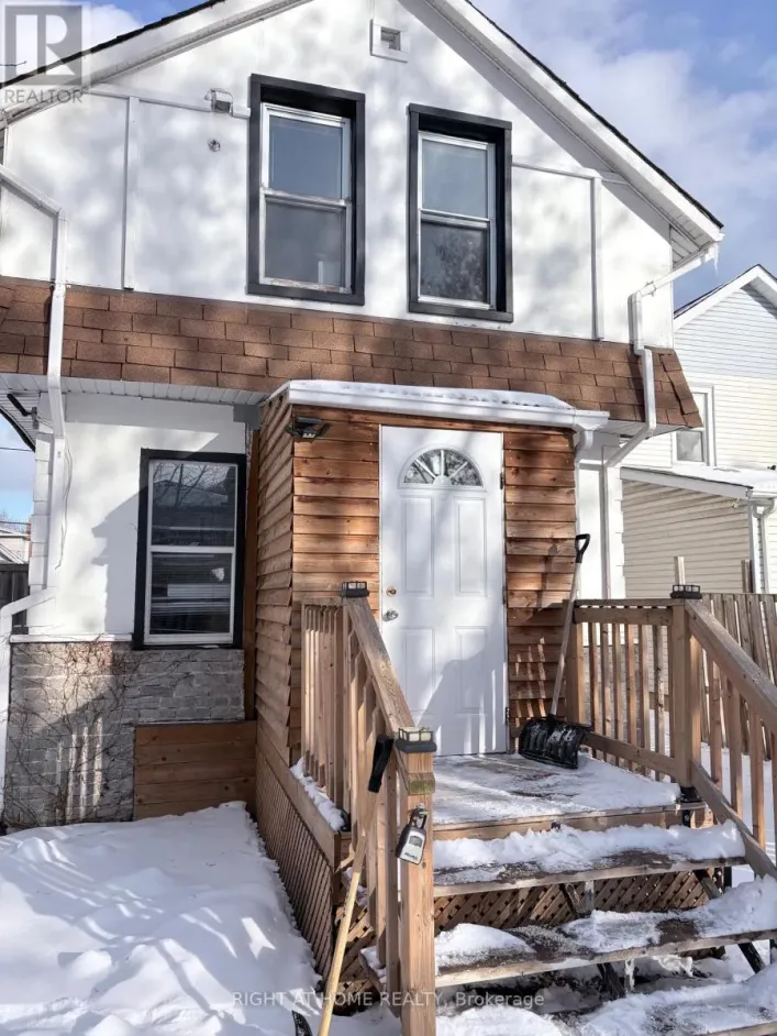 MAIN LEVEL - 94 PARK ROAD S, Oshawa