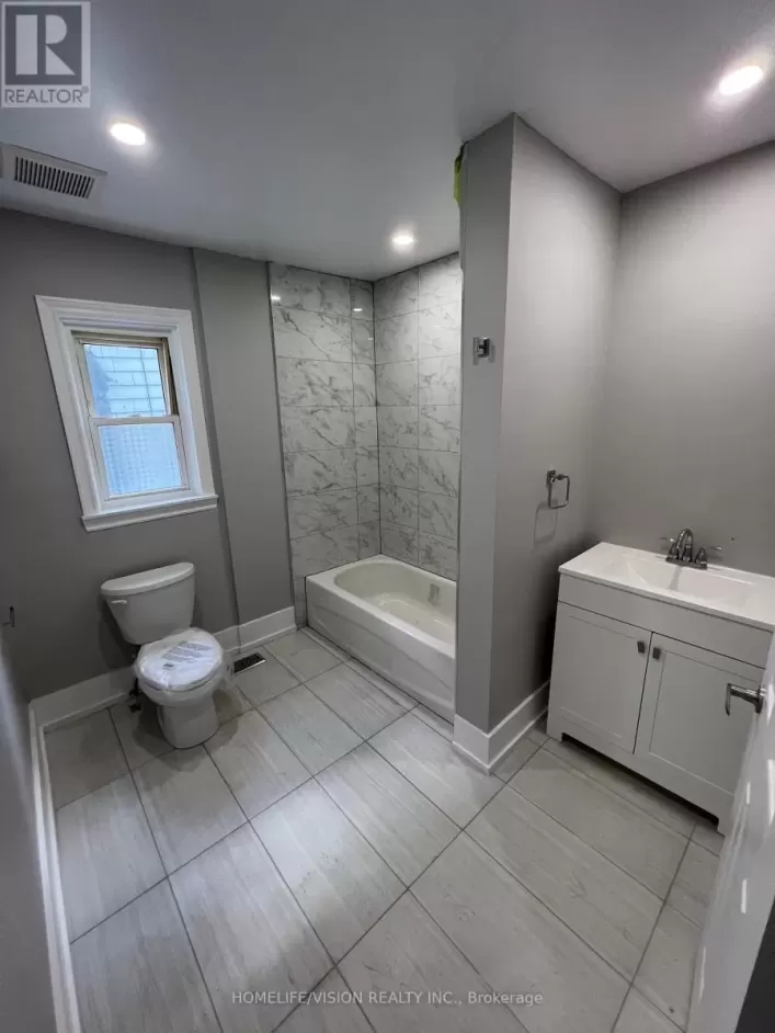 MAIN / UNIT B - 22 KIRKLAND STREET W, Kirkland Lake