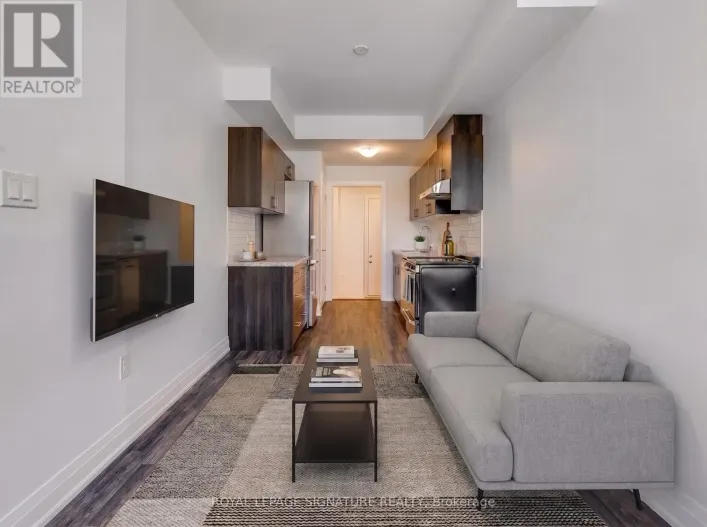 MAIN/LOWER - 59 CREEKBANK ROAD, Toronto