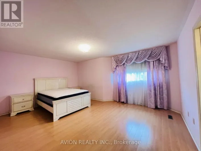 MASTERBEDROOM - 15 CANTERTROT COURT, Vaughan