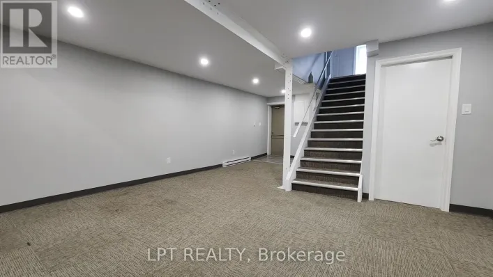 MIDFLOOR - 59 COLLIER STREET, Barrie