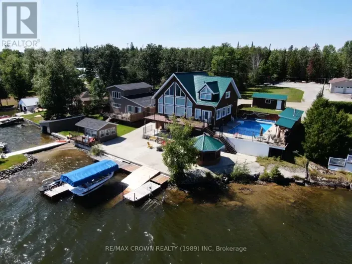 House for sale: MOONBEAM - 177 LEFEBVRE PENINSULA ROAD, Kapuskasing