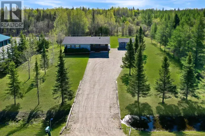 House for sale: MOONBEAM - 48 REMI LAKE ROAD, Kapuskasing