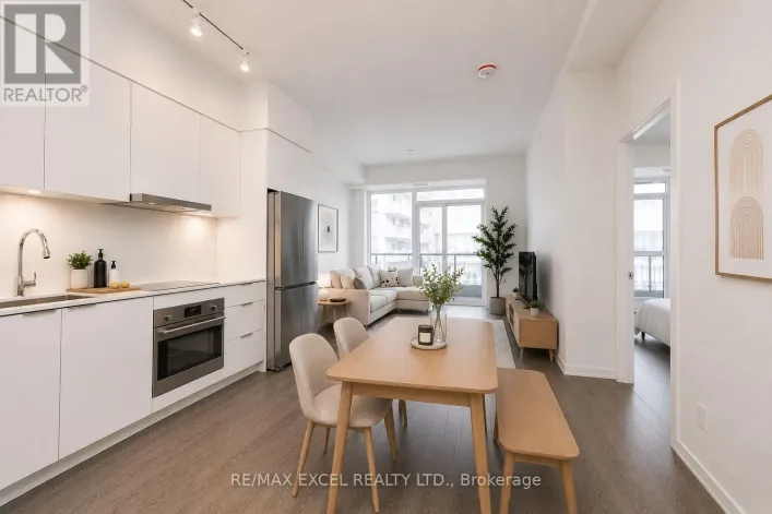 N624 - 7 GOLDEN LION HEIGHTS, Toronto