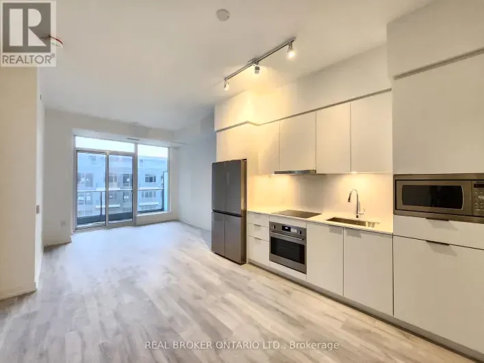 N625 - 7 GOLDEN LION HEIGHTS, Toronto