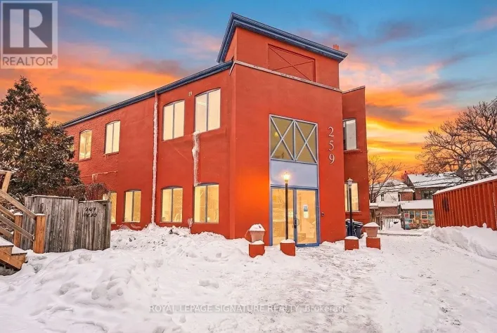 OFFICE B - 259 DANFORTH AVENUE, Toronto