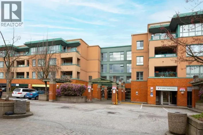 P03 223 MOUNTAIN HIGHWAY, North Vancouver