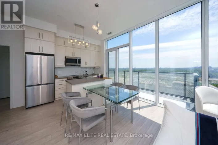 PH 10 - 105 ONEIDA CRESCENT, Richmond Hill
