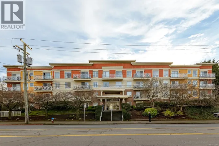 PH 10 1371 Hillside Ave, Victoria