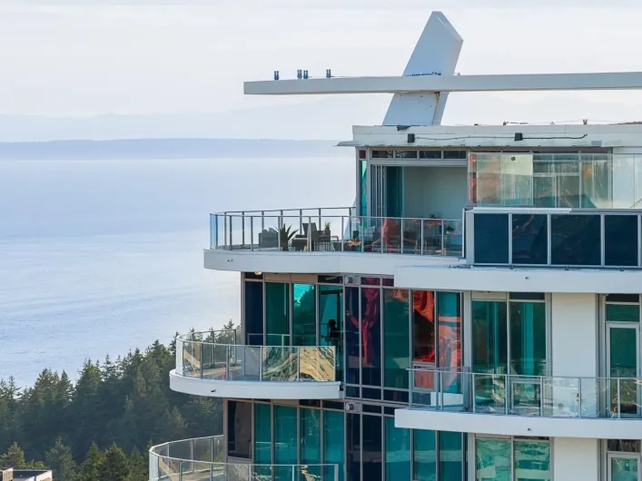 PH 2 1501 FOSTER STREET, White Rock