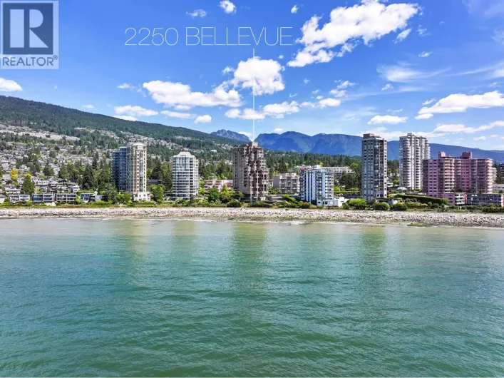 PH 2250 BELLEVUE AVENUE, West Vancouver
