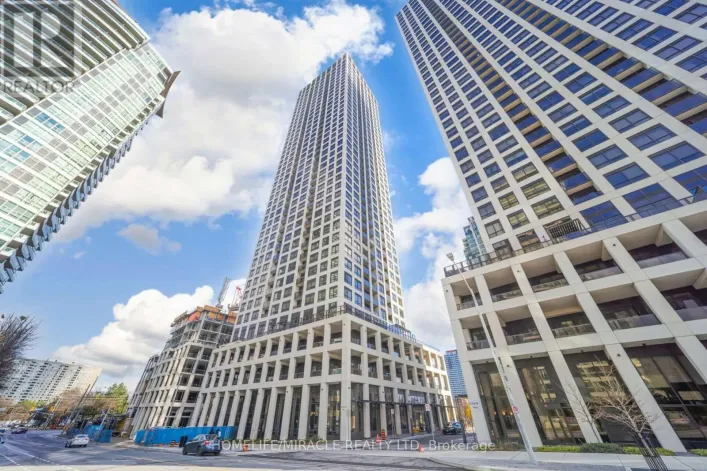 PH01 - 30 ELM DRIVE, Mississauga