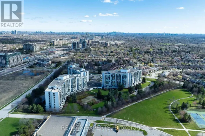 PH01 - 30 HARDING BOULEVARD W, Richmond Hill