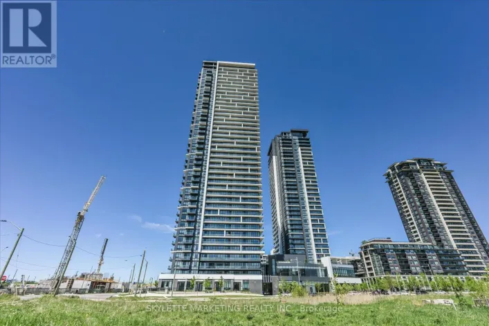 PH02 - 18 WATER WALK DRIVE, Markham