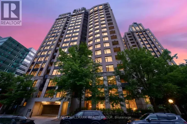Apartment for sale: PH05 - 235 KENT STREET, Ottawa