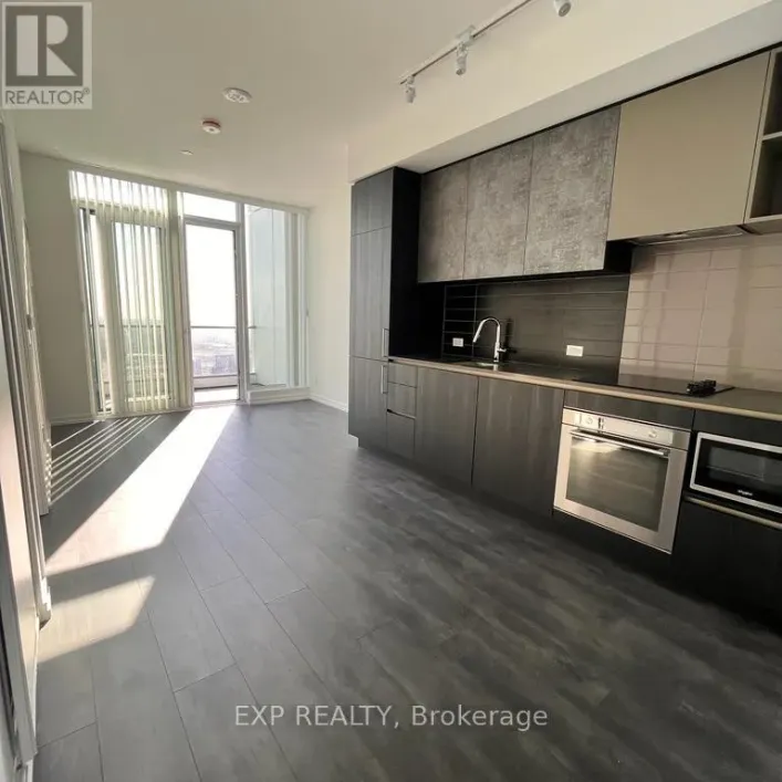 PH07 - 1000 PORTAGE PARKWAY, Vaughan