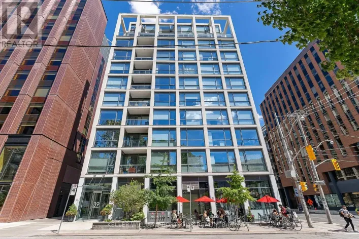PH07 - 39 BRANT STREET, Toronto