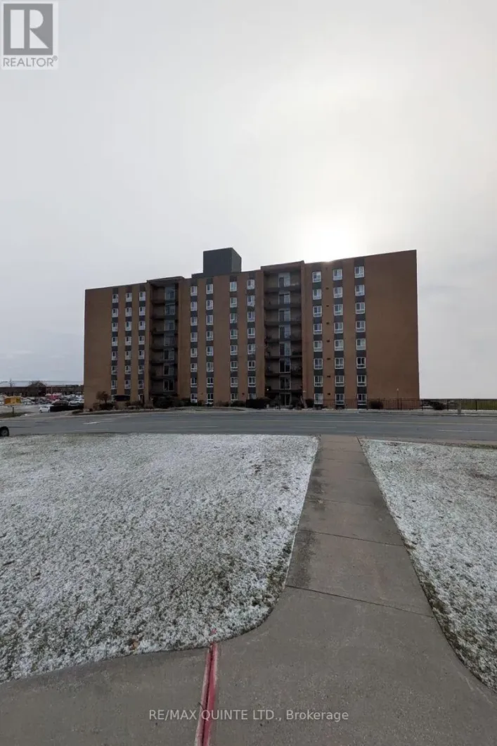 PH#1 - 141 DUNDAS STREET, Quinte West