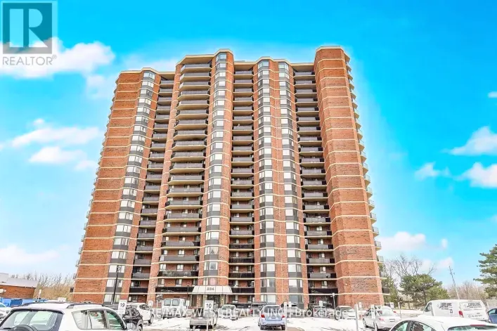 Apartment for sale: PH10 - 234 ALBION ROAD, Toronto