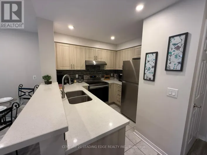 PH10 - 28 OLIVE DRIVE, Toronto