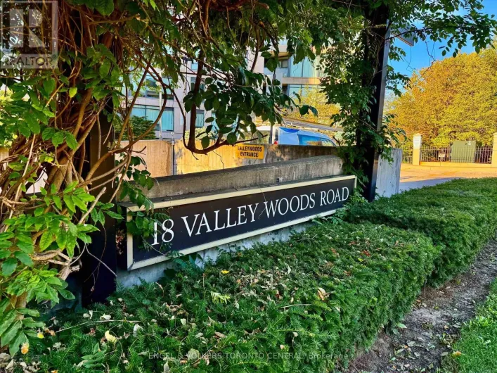 PH105 - 18 VALLEY WOODS ROAD, Toronto