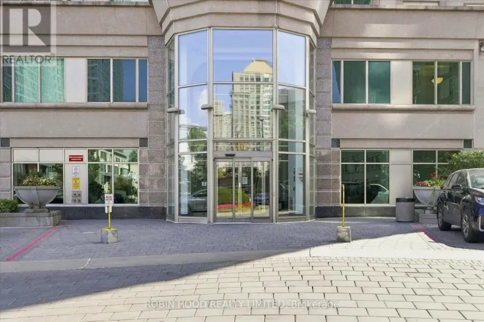 PH109 - 11 LEE CENTRE DRIVE, Toronto