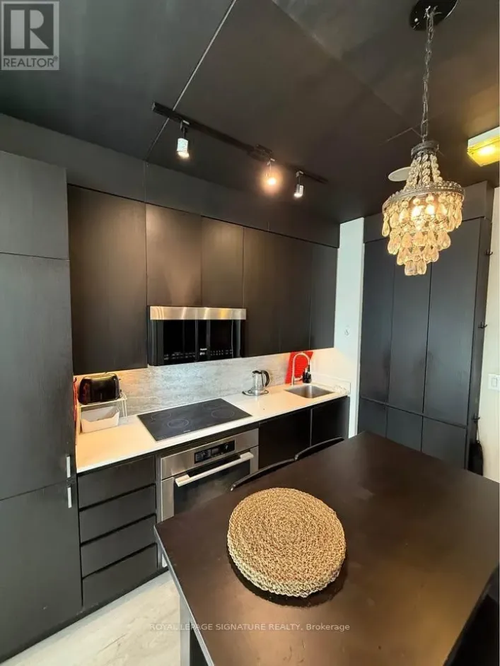 PH11 - 15 ICEBOAT TERRACE, Toronto