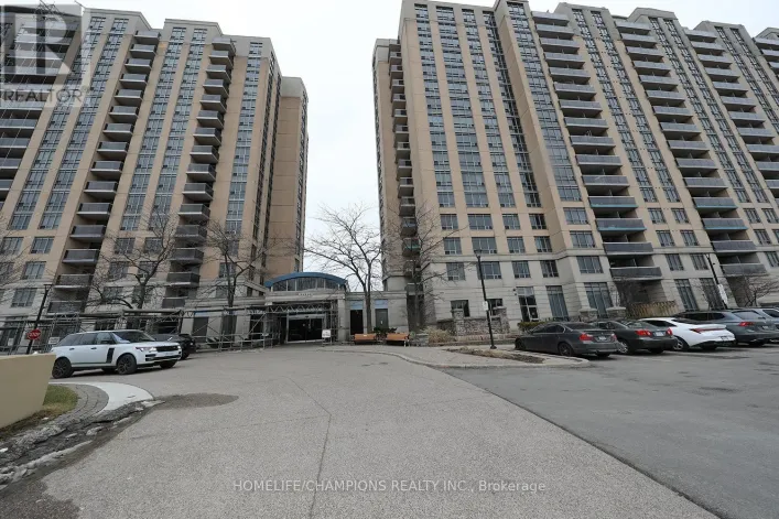 PH15 - 8 MONDEO DRIVE, Toronto