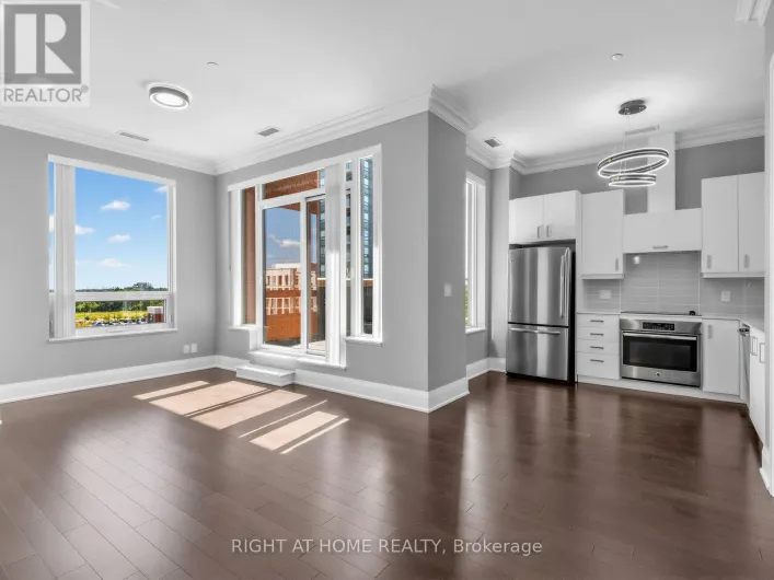 PH16 - 28 UPTOWN DRIVE, Markham