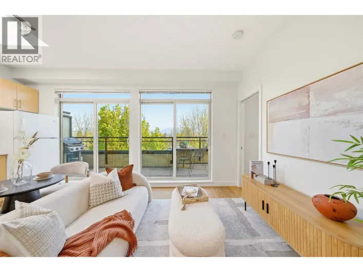 PH17 688 E 17TH AVENUE, Vancouver