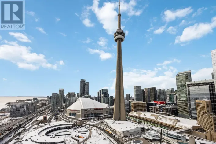 PH2 - 19 GRAND TRUNK CRESCENT, Toronto