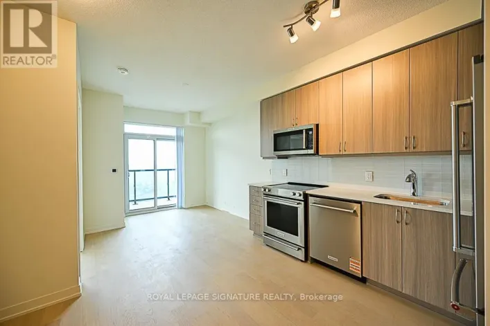 PH209 - 38 ANNIE CRAIG DRIVE, Toronto