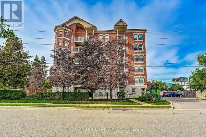 PH3 - 35 HUNT AVENUE, Richmond Hill