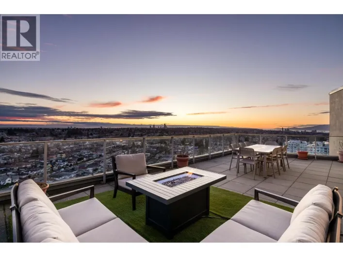 PH3 4815 ELDORADO MEWS, Vancouver