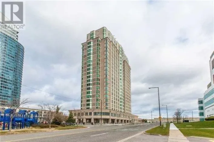 PH305 - 1 LEE CENTRE DRIVE, Toronto