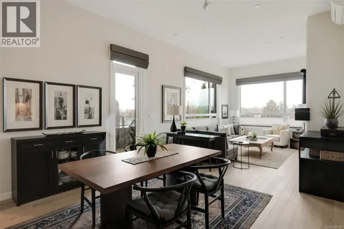 PH5 2285 Bowker Ave, Oak Bay