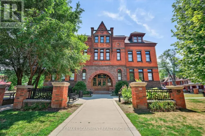 PH8 - 200 STINSON STREET, Hamilton