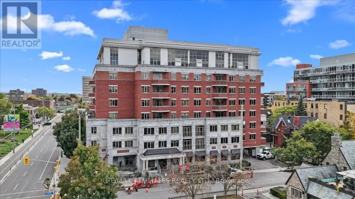 #PH804 - 320 MCLEOD STREET, Ottawa