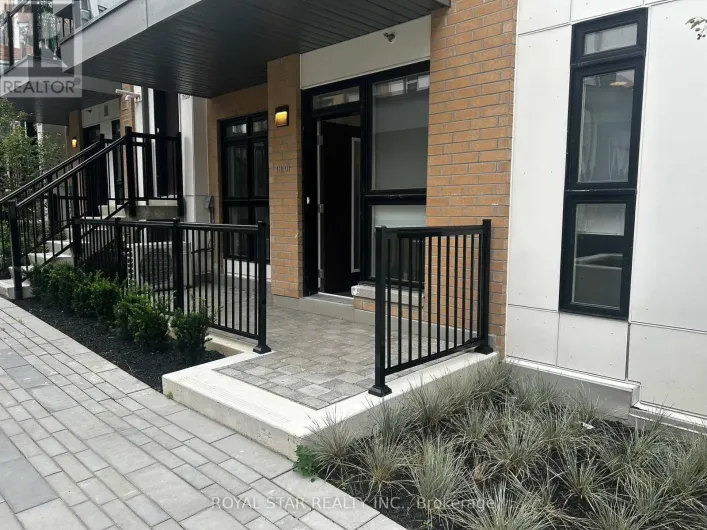 Q101 - 155 CANON JACKSON DRIVE, Toronto