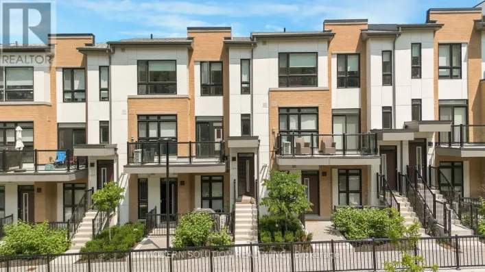 Q-208 - 155 CANON JACKSON DRIVE, Toronto